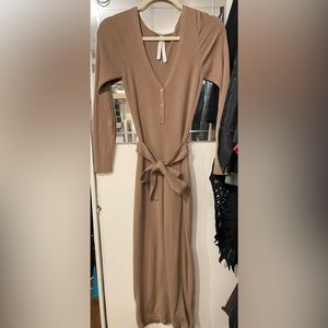 Long sleeve bodycon sweater dress in camel color